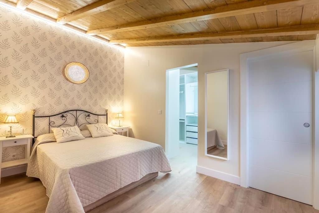 Playa Arrigunaga Getxo Con Parking Exterior foto